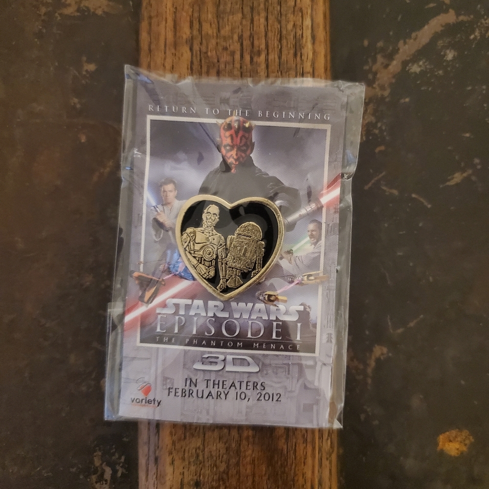 Star Wars Heart Pin